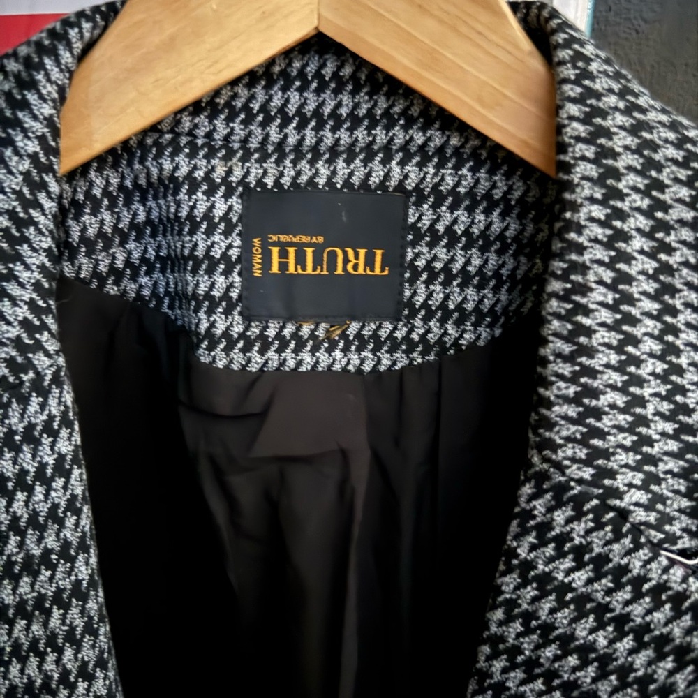 TRUTH BY REPUBLIC Women's Houndstooth Blazer - Picture 3 of 7